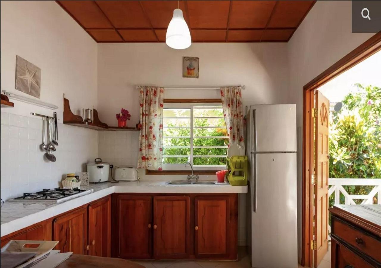 Maison De Vacanze Baie Sainte Anne Εξωτερικό φωτογραφία